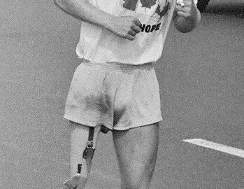 Terry Fox running during his 1980 Marathon of Hope in Toronto