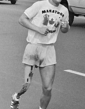 Terry Fox running during his 1980 Marathon of Hope in Toronto