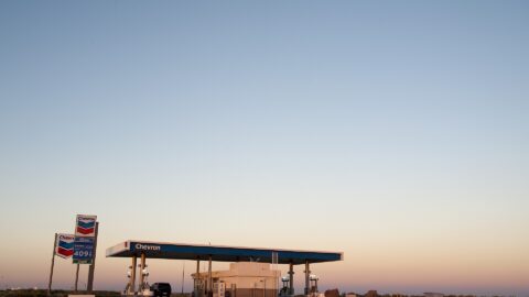 bnc-bus-gas